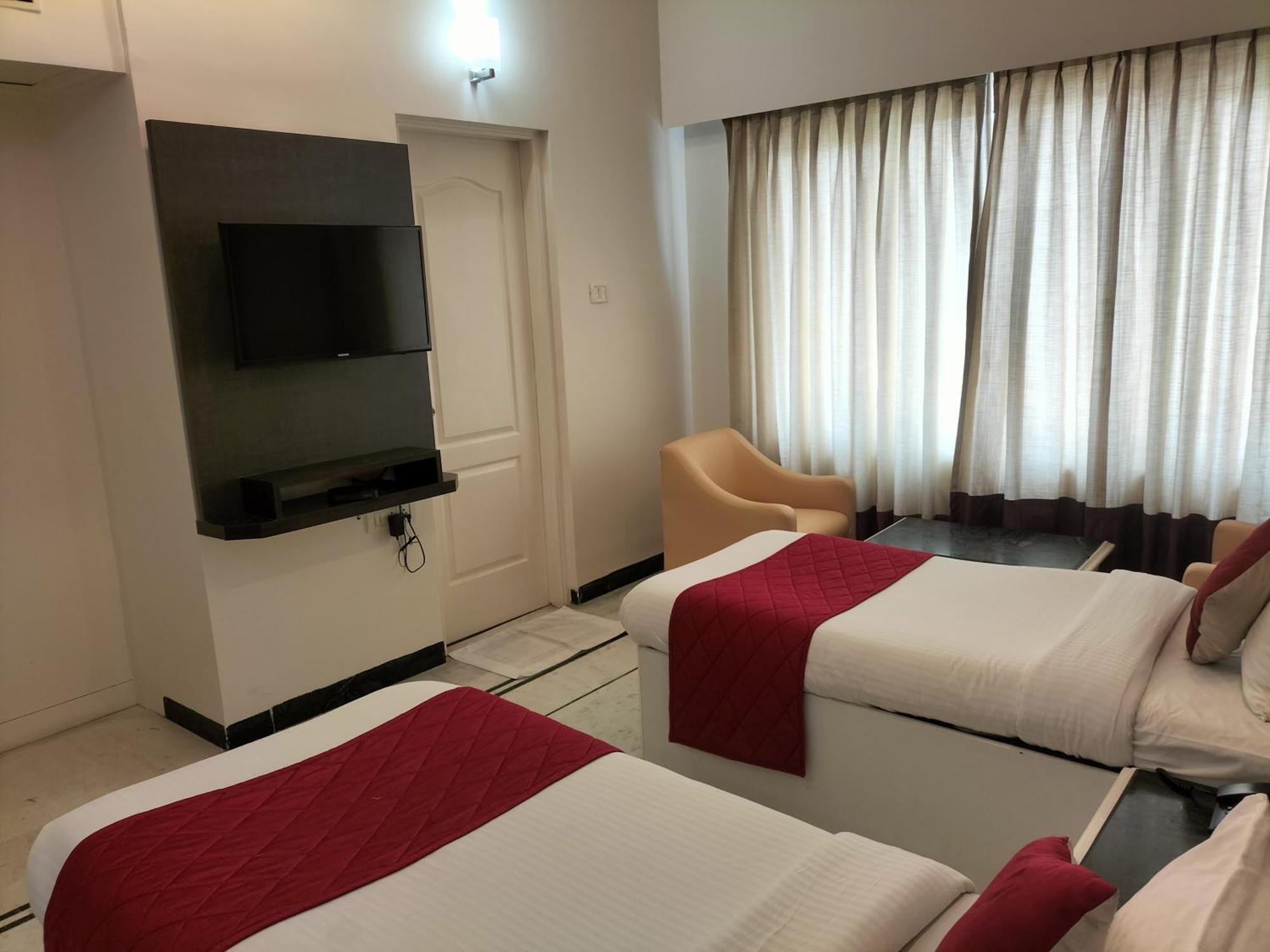 Zip By Spree Hotels Surabi International Vellore Extérieur photo