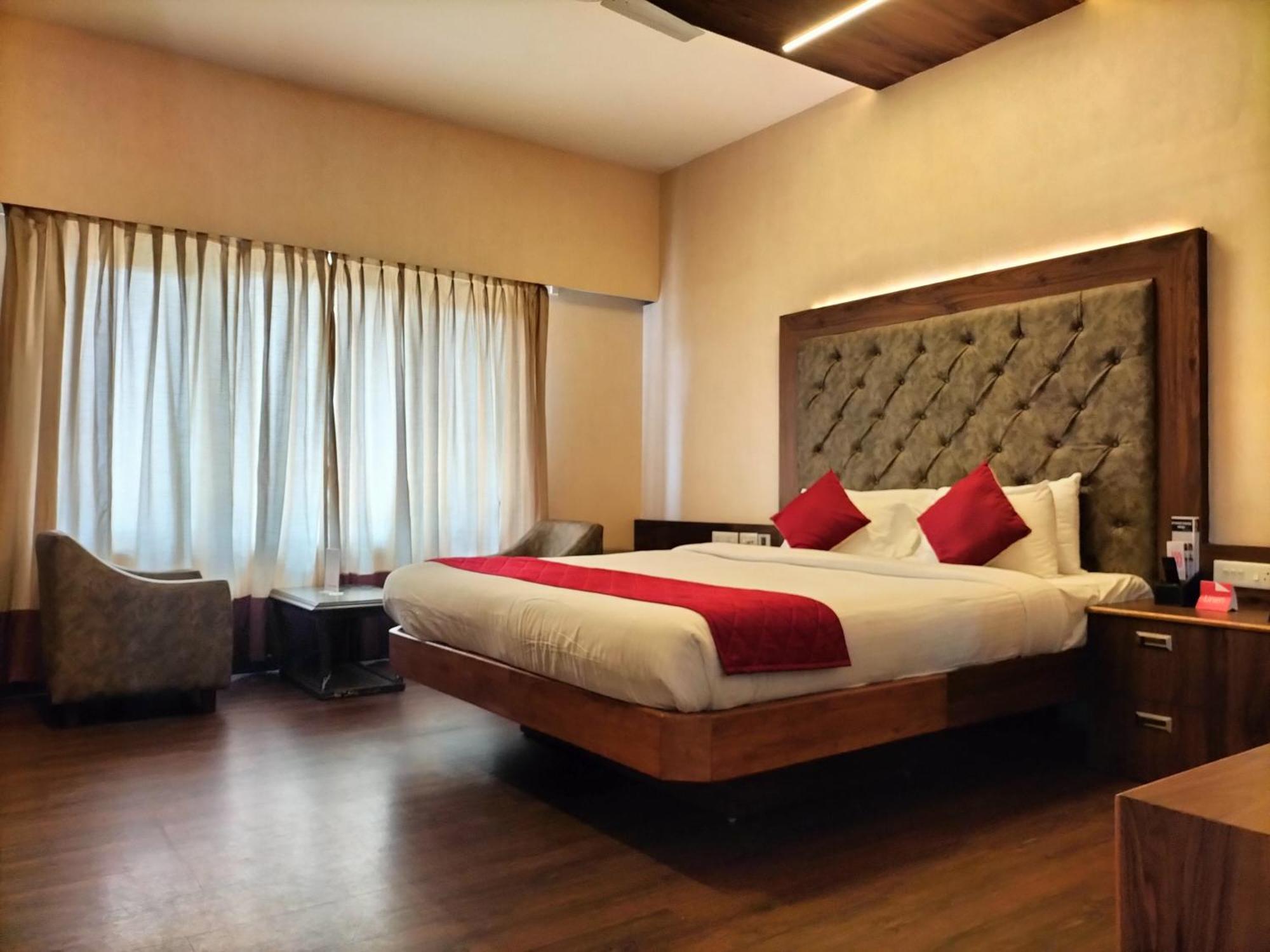Zip By Spree Hotels Surabi International Vellore Extérieur photo